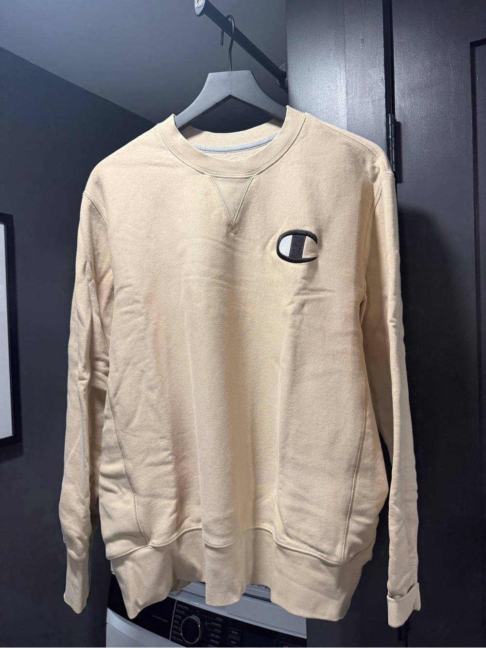 Champion Men's Cream/Tan Crewneck Sweatshirt